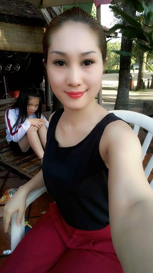 Ngỡ ngàng với sự thay đổi bất ngờ sau cắt mí của chị Như Ngọc